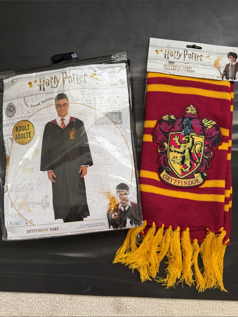 Harry Potter Gryffindor Costume & scarf